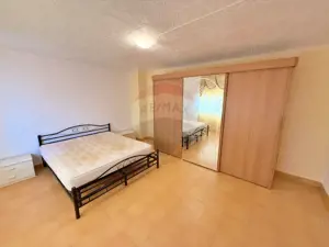 Clădire cu destinații multiple de vânzare în Arad - imagine 4