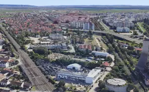 Clădire cu destinații multiple de vânzare în Arad - imagine 12