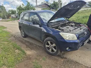 Dezmembrez Toyota rav 4 2.2 136 cp  - imagine 3