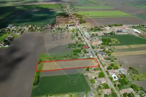 Teren intravilan 5,018mp Variasu Mare - 15 km de Arad/ str. Principală - imagine 4