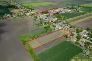 Teren intravilan 5,018mp Variasu Mare - 15 km de Arad/ str. Principală - imagine 5