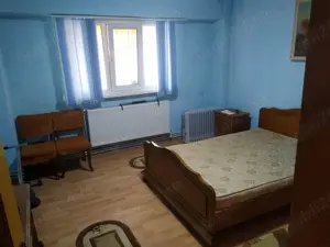 Apartament spațios  - imagine 6