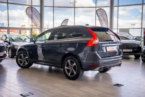 Volvo XC 60 2.4 D4 AWD Geartronic "R-Design" - imagine 6