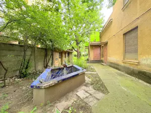 Casa individuala de vanzare - langa Maternitatea Bega