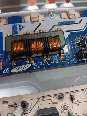 invertor ssi320-4ug01 de pe tv Sony KDL-32ex302 - imagine 2