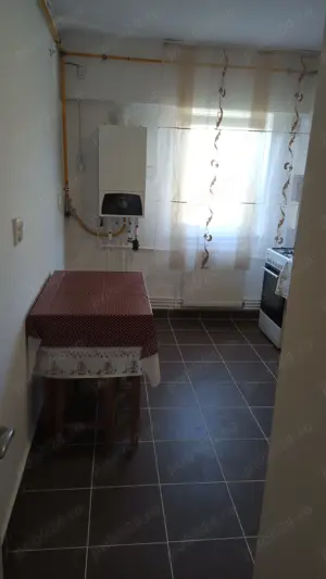 Persoana fizica închiriez ap 2 cam Centru-Zavoi - imagine 4