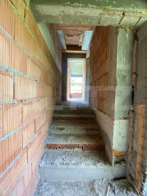 Casa la rosu, cu 3 camere, 74 mp,  teren 800 mp, zona Centura, Bistrita - imagine 5