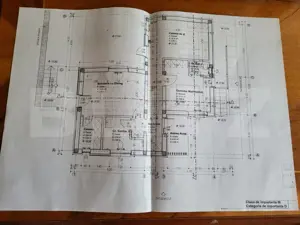 Casa la rosu, cu 3 camere, 74 mp,  teren 800 mp, zona Centura, Bistrita - imagine 2