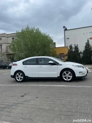 Chevy Volt Plug-In Hybrid 60-100km autonomie pur electrică impecabil - imagine 3
