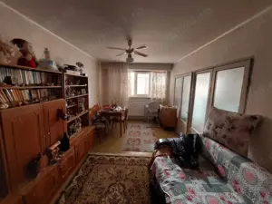 Apartament cu 4 camere in Micro 17 - imagine 2