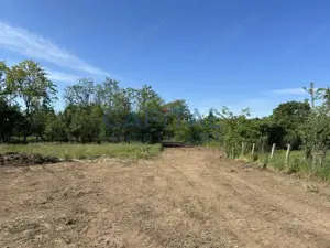 TEREN SISESTI CU PUZ APROBAT.OPORTUNITATE INVESTITIE PROIECT REZIDENTIAL  - imagine 2