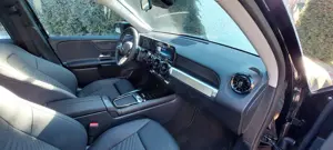Vând Mercedes Benz GLB 200 - imagine 5