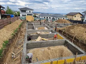 proiect casa, fundatie executata si teren 1000m2 Valea Adanca - imagine 3