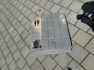 Vind aripa stinga spate actros