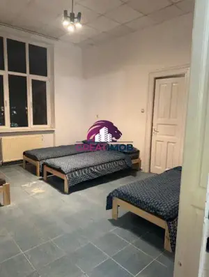 Apartament pentru muncitori angajati – 4 camere + dining, Universitate , Sector 1 (Oferta 35) - imagine 2