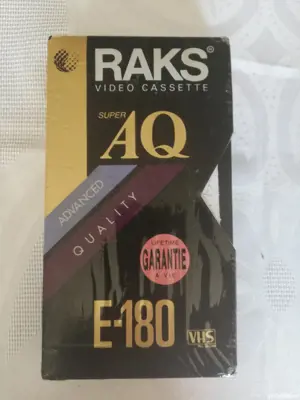 Cassette VHS 180 minute originale cu câte 2 filme pe ele.  - imagine 3