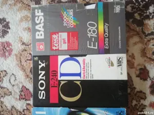 Cassette VHS 180 minute originale cu câte 2 filme pe ele.  - imagine 4