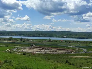 Teren intravilan Merisani 500-1700 mp panorama superbă ! - imagine 6