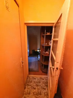 Apartament 2 cam et 2,central,zona linistita - imagine 6