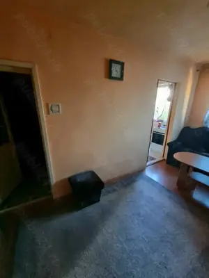 Apartament 2 cam et 2,central,zona linistita - imagine 4