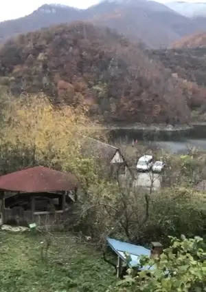 Vila de vanzare pe Valea Cernei  - imagine 3 Vila de vanzare pe Valea Cernei  - imagine 3