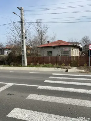 Casă de vânzare cu teren. - imagine 8
