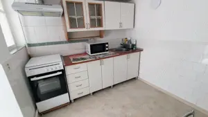 Proprietar ofer spre închiriere garsoniera la curte 54 mp - imagine 2