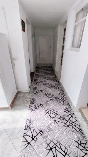 Proprietar ofer spre închiriere garsoniera la curte 54 mp - imagine 4