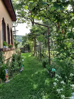 Casa cu aspect rustic de vanzare - imagine 2