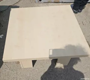 Măsuță de sufragerie  cu polita inferioara 80cm 80 cm0