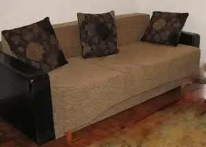 Situata într-o oaza de verdeata,acompaniata de ciripitul pasarelelor - imagine 5