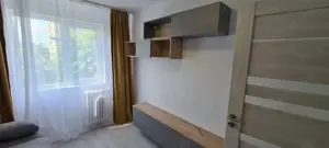 Apartament 3 camere modern in Intim - imagine 12