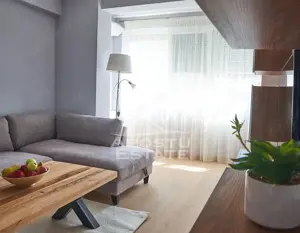 Apartament cu 2 camere cu vedere la Piata Operei, centrala proprie - imagine 3