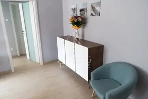 Apartament cu 2 camere cu vedere la Piata Operei, centrala proprie - imagine 9