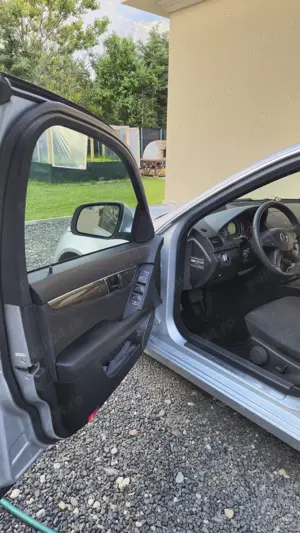 Vând Mercedes-Benz C-220 CDI - imagine 4