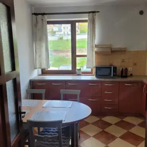 De închiriat apartament cu 2 camere în Baciu str. Ciocârliei - imagine 2