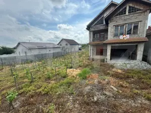 Casă la roșu Filiași, 232 mp, teren generos 1842 mp, investiție ideală - imagine 2