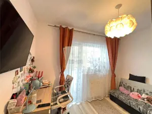 Apartament modern mobilat cu 2 camere balcon mare in Turnisor - imagine 3