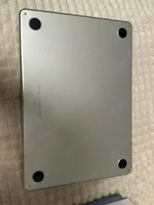 MacBook Air M2 13.6-inch 8GB memorie unificata si 256GB SSD, Starlight - imagine 3