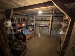 Casa de vanzare, cu 1100mp de teren - imagine 5