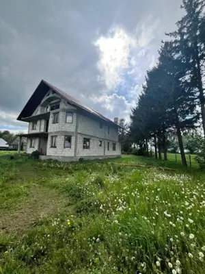 Casa la rosu, teren 1675mp, Fratautii Vechi - imagine 2