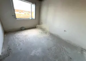 Casa la alb 2 bai 2 balcoane si curte 170 mp in Sibiu - imagine 11