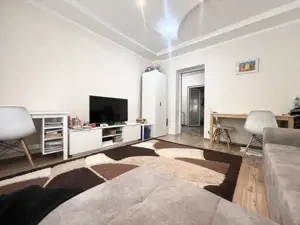 Casa Individuala, 63mp utili, teren 325mp, 3 camere, garaj - Mehala - imagine 2