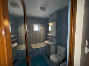 De inchiriat etaj 2 renovat , parcare 