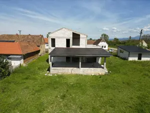 Casă la roșu din BCA de vânzare în Județul Arad - imagine 14