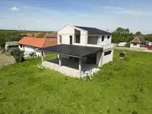 Casă la roșu din BCA de vânzare în Județul Arad - imagine 11