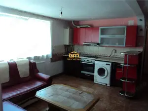 Ap. 3 camere la mansarda, zona Nord