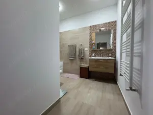 Casa despartita prin Garaj! 5 camere! Mobilata si Utilata. - imagine 12