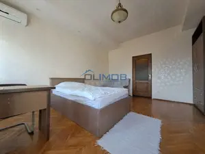 DACIA | P-ta Spania | Gradina Icoanei - imagine 3 DACIA | P-ta Spania | Gradina Icoanei - imagine 3