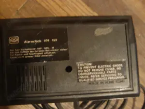 radio cu ceas afisaj rosu  - imagine 3